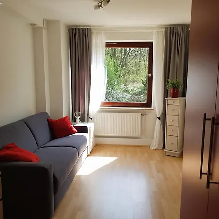 Schoene 120-qm-ferienwohnung - Sonnenterrasse - Stadtgrenze Luebeck Appartamento