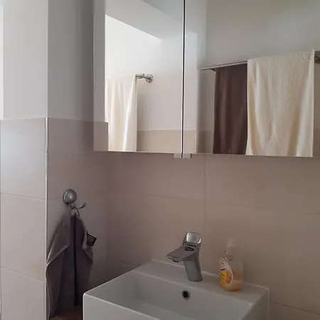 Schoene 120-qm-ferienwohnung - Sonnenterrasse - Stadtgrenze Luebeck Appartamento